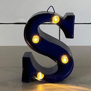 s letter decoration